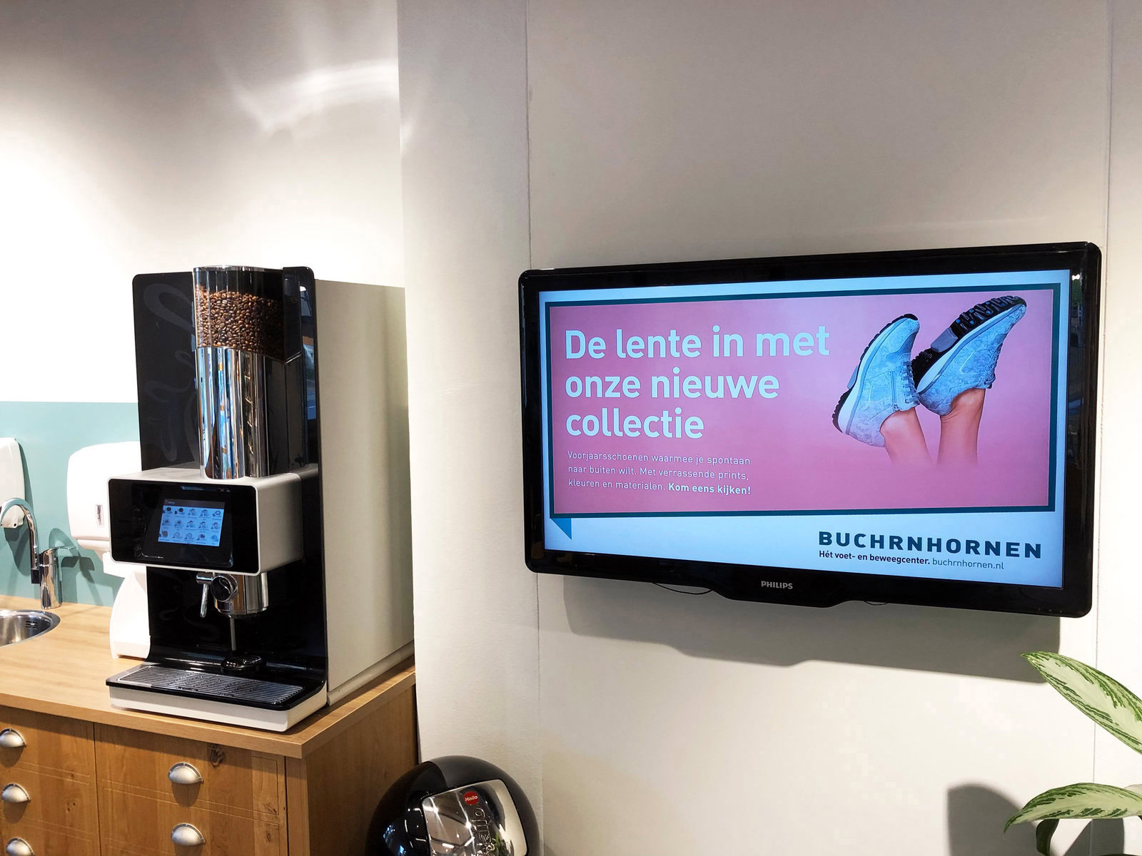 Digital signage software dashboard met overzicht van meerdere locaties